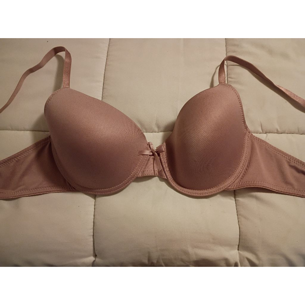 Women's Just Be... Underwire Bra Size 36C Pink Like New Only Worn Twice